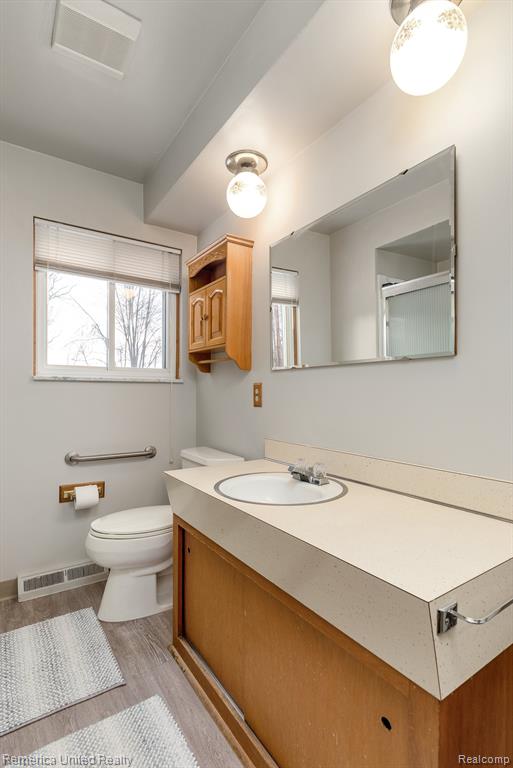 5731 Flemings Lake Road Clarkston, MI 48348 - Photo 33 of 54 Gallery Image 33