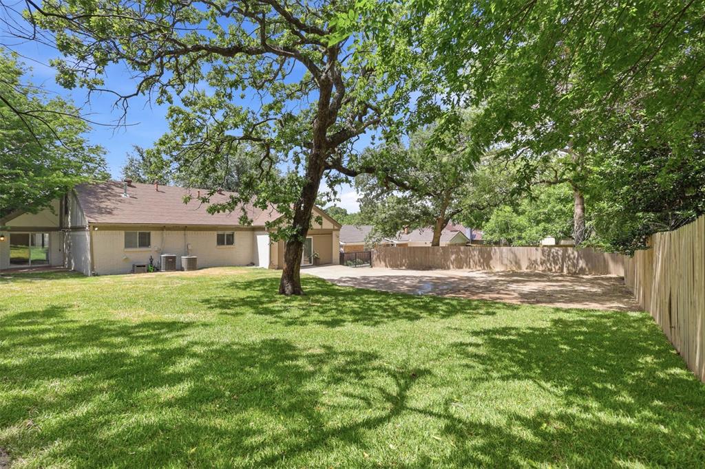 240 Timberlake Drive Azle, TX 76020 - Photo 34 of 40