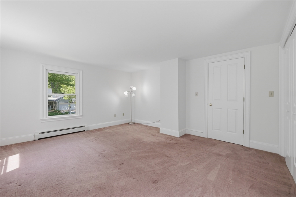 39 Beacon Street Amesbury, MA 01913 - Photo 27 of 41