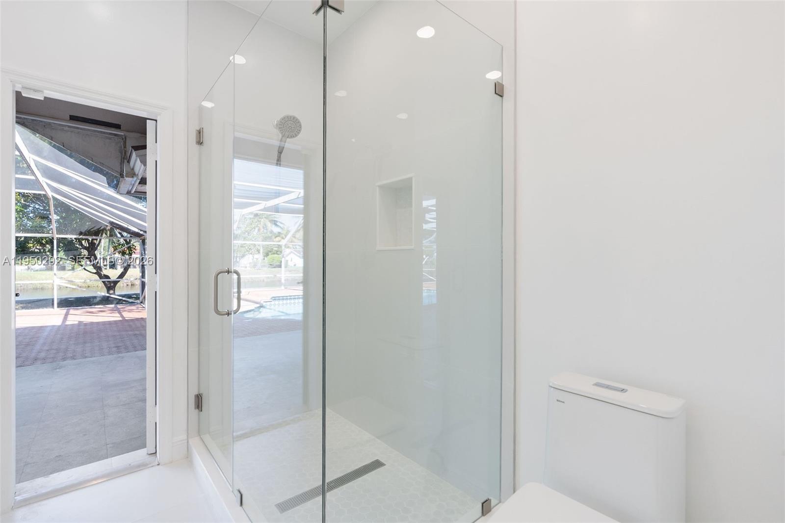 8281 Southwest 84th Terrace Miami, FL 33143 - Photo 14 of 38 Photo 14