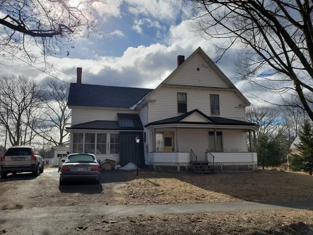 $140,000 | 12 Belmont Street, Milo, ME 04463