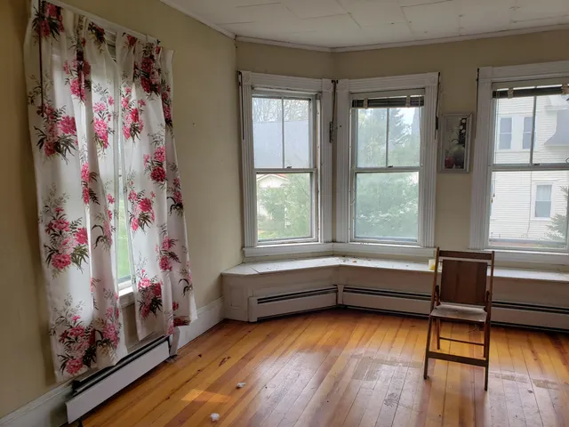 $140,000 | 12 Belmont Street, Milo, ME 04463