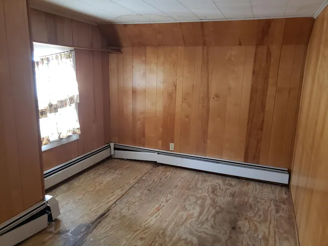 $140,000 | 12 Belmont Street, Milo, ME 04463