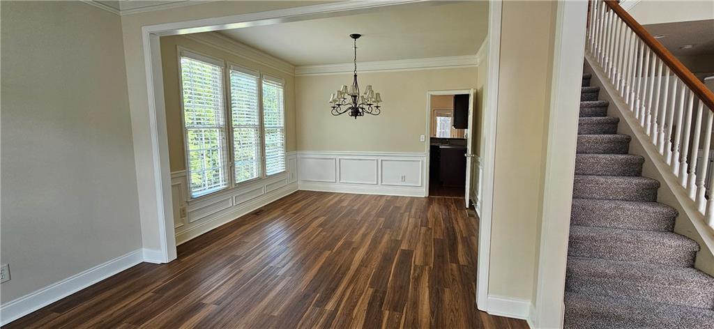 647 Maple Grove Way Marietta, GA 30066 - Photo 5 of 37