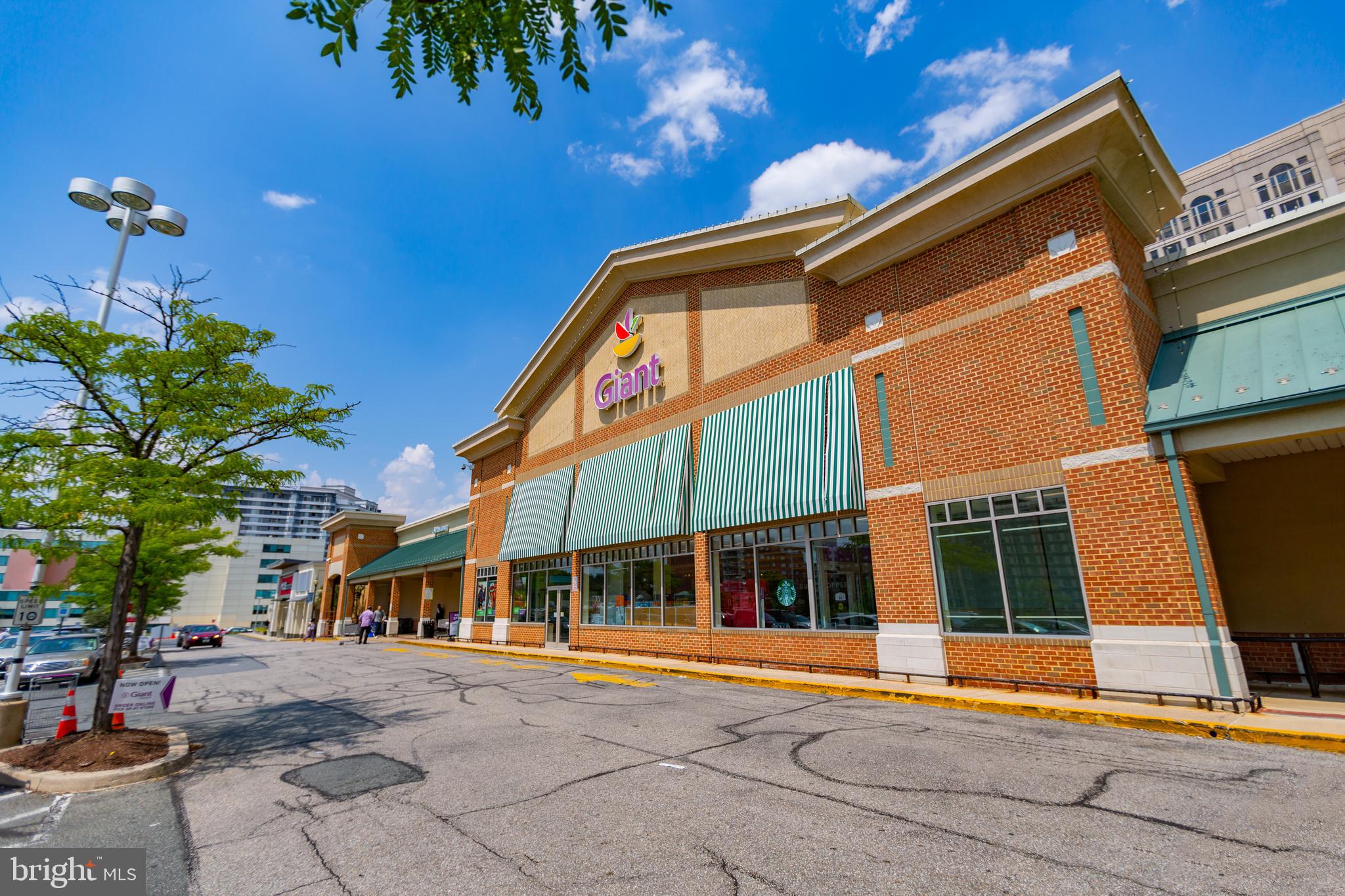 9004 Bradford Road Silver Spring, MD 20901 - Photo 49 of 60 Close to Grocery Stores