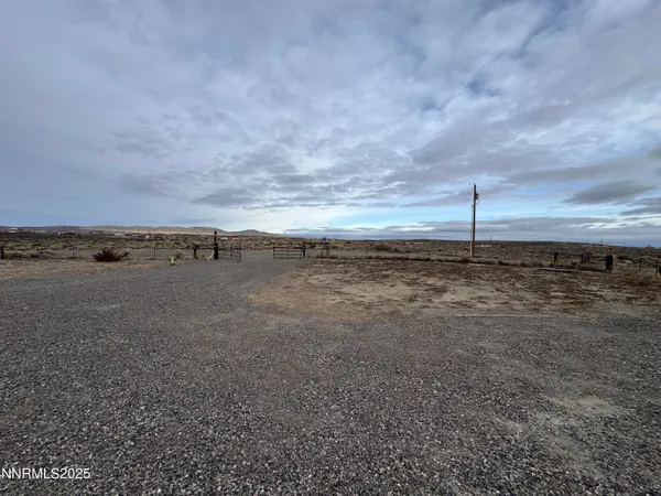 $235,000 | 10942 Wood Avenue, Elko, NV 89801