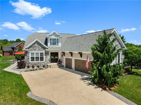 $699,900 | 6467 Friarwood Circle Northwest, Canton, OH 44718