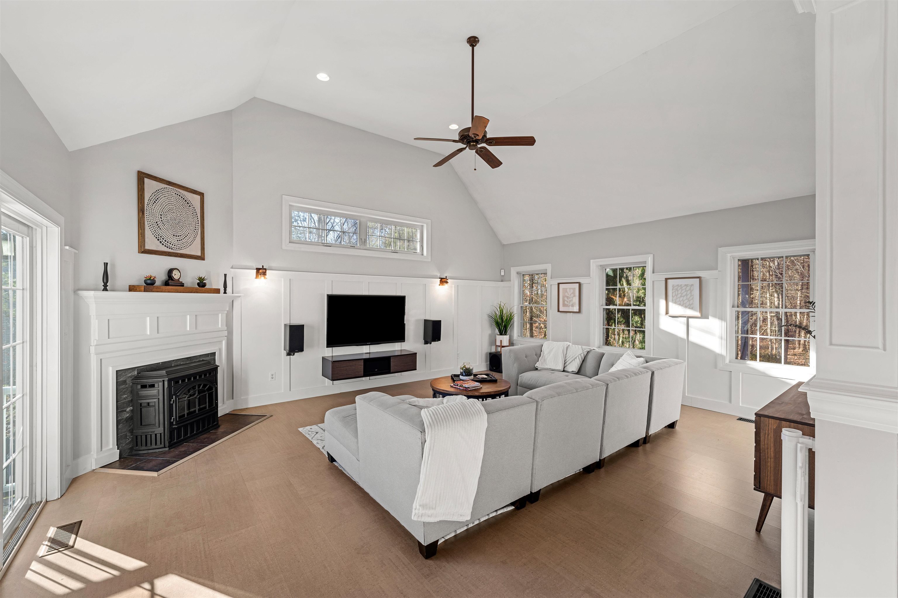 8 B Louis Drive Brookline, NH 03033 - Photo 14 of 51