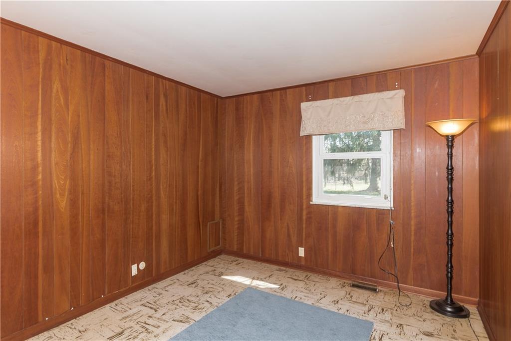 8003 Taunton Road Indianapolis, IN 46260 - Photo 14 of 24 Gallery Image 14
