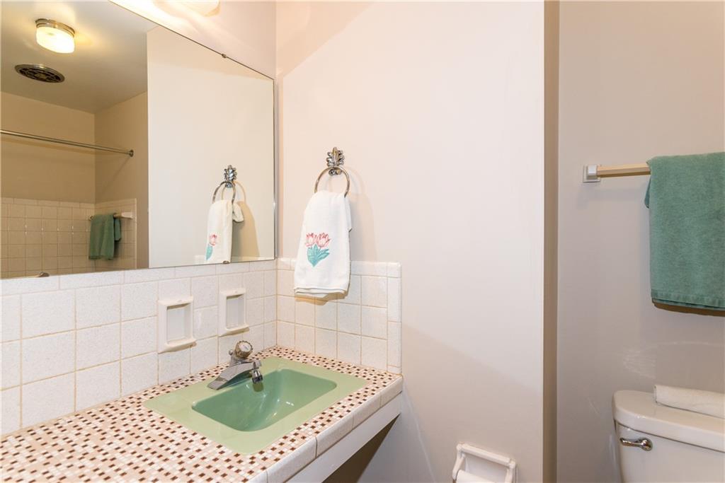8003 Taunton Road Indianapolis, IN 46260 - Photo 20 of 24 Gallery Image 20