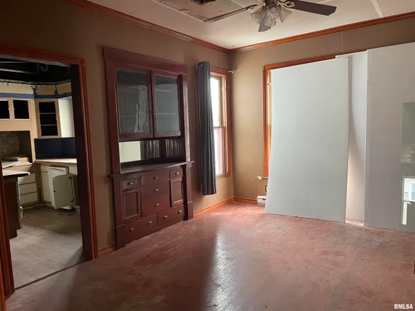 $45,000 | 203 East Washington Street, Avon, IL 61415