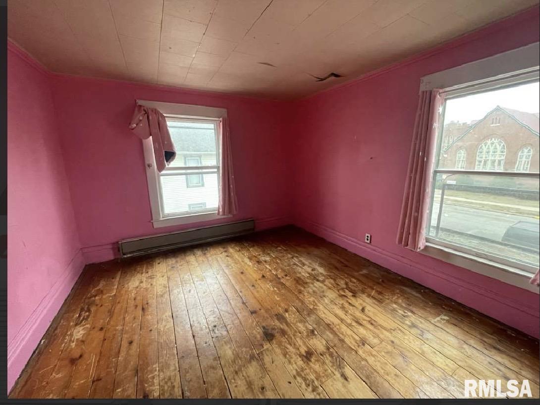 203 East Washington Street Avon, IL 61415 - Photo 17 of 32