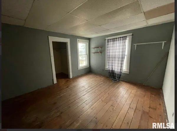 $45,000 | 203 East Washington Street, Avon, IL 61415