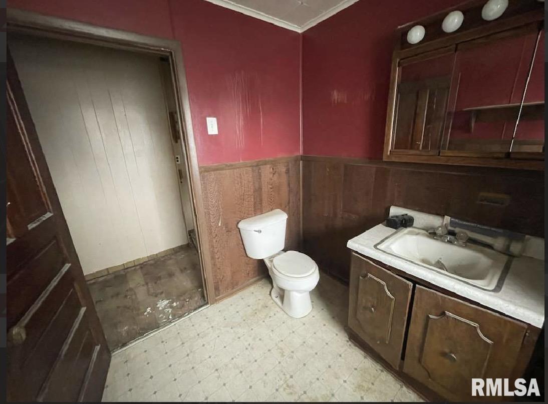 203 East Washington Street Avon, IL 61415 - Photo 28 of 32