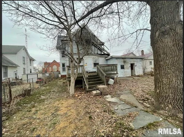 $45,000 | 203 East Washington Street, Avon, IL 61415