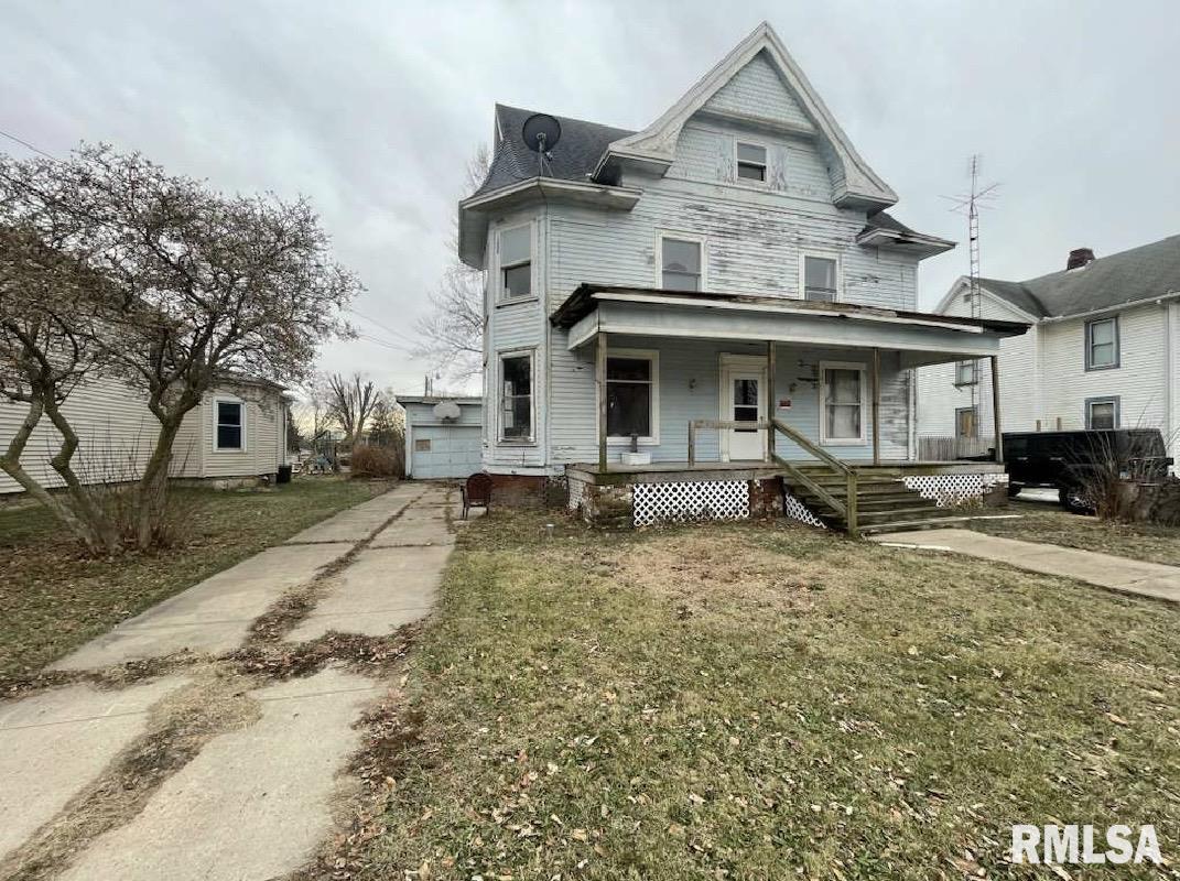 203 East Washington Street Avon, IL 61415 - Photo 3 of 32