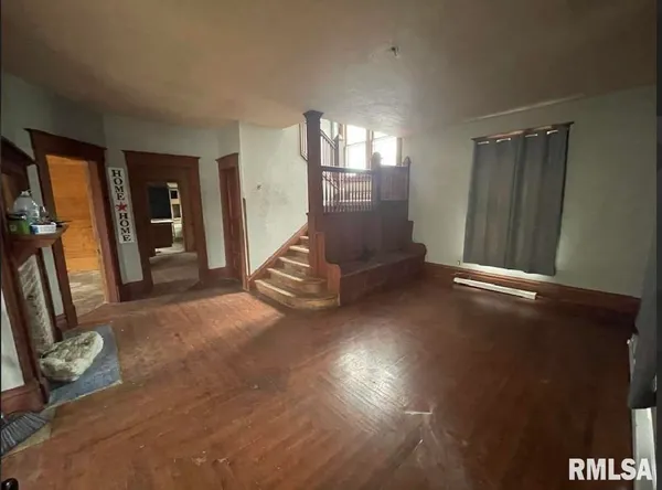 $45,000 | 203 East Washington Street, Avon, IL 61415