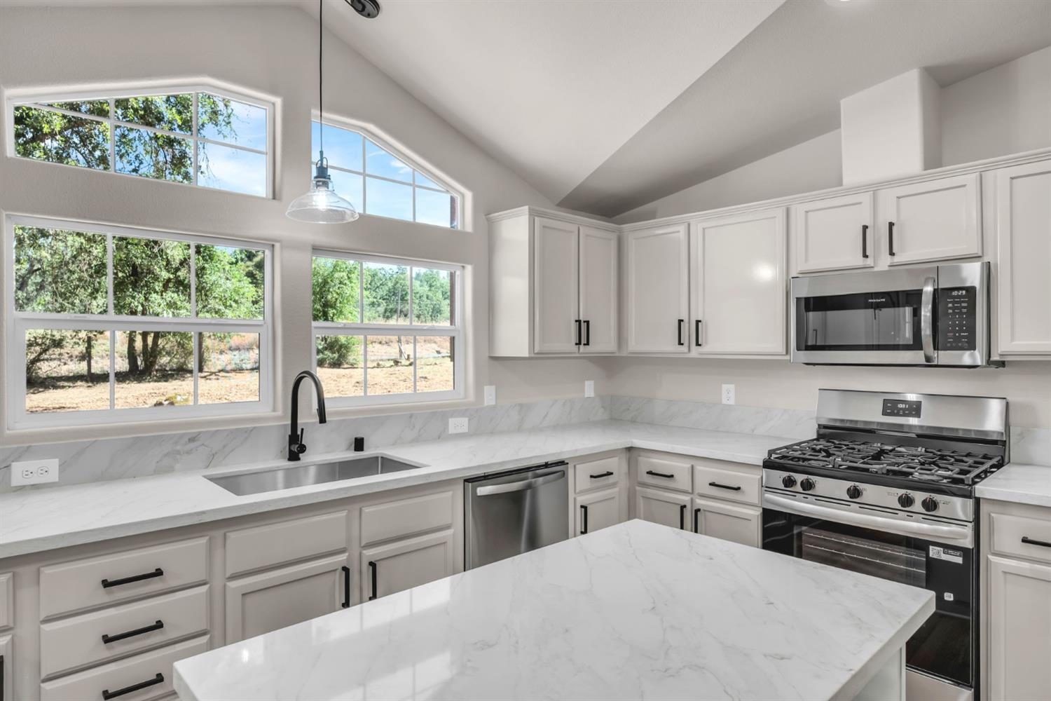 7071 Perry Creek Road Somerset, CA 95684 - Photo 11 of 50