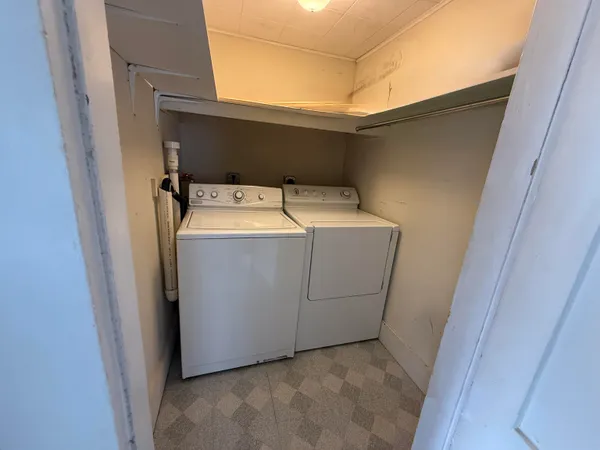 $1,200 | 38 Jefferson Street, Laconia, NH 03246