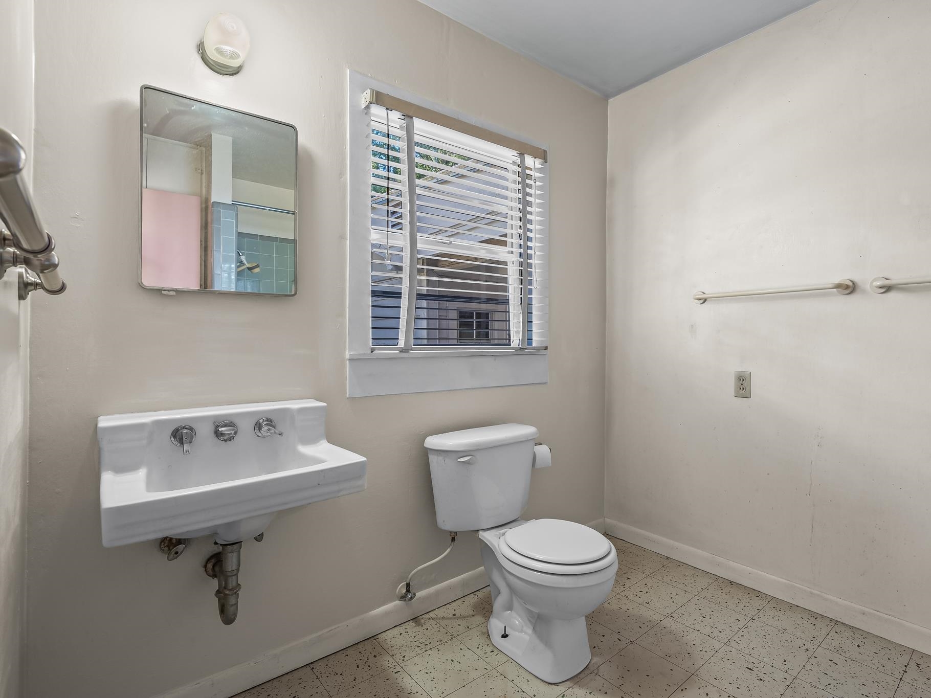 415 West Main Street Perry, FL 32347 - Photo 28 of 44