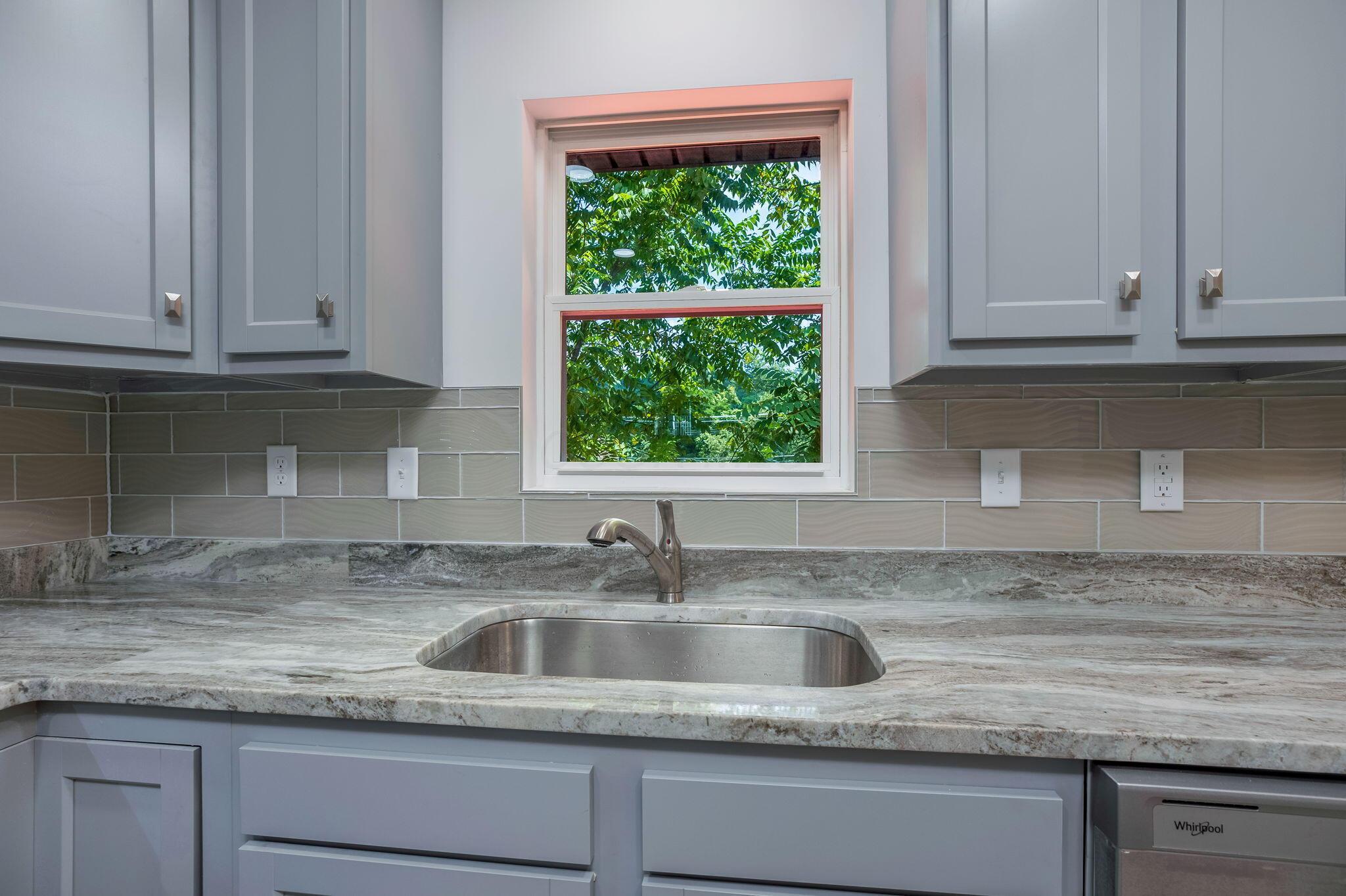928 Rutter Avenue Lancaster, OH 43130 - Photo 20 of 87 Kitchen