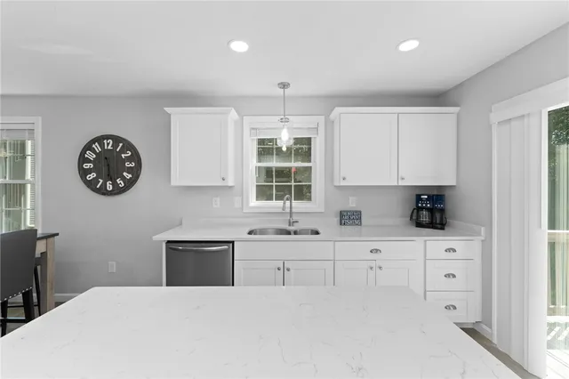 $499,000 | 48 Stone Bridge Drive, South Kingstown, RI 02879