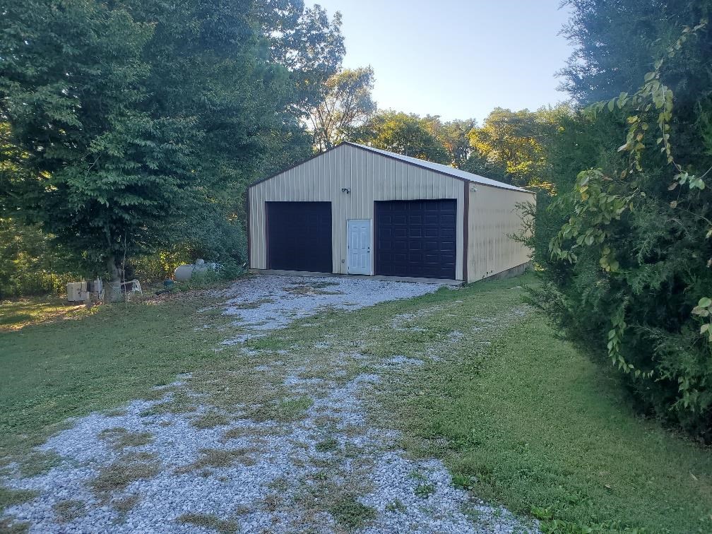 320 Sutton Lane Thebes, IL 62990 - Photo 5 of 19