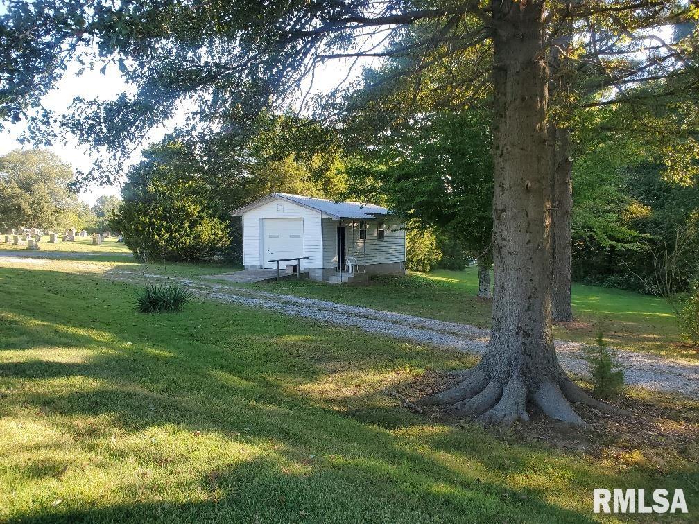 320 Sutton Lane Thebes, IL 62990 - Photo 7 of 19