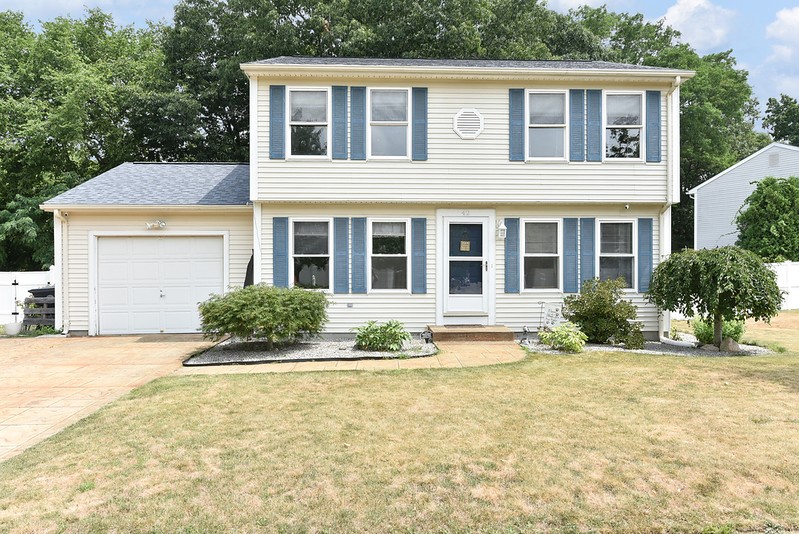 42 Remy Circle Warwick, RI 02886 - Photo 1 of 37