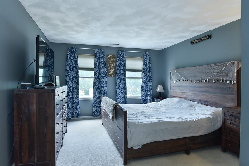 42 Remy Circle Warwick, RI 02886 - Photo 16 of 37