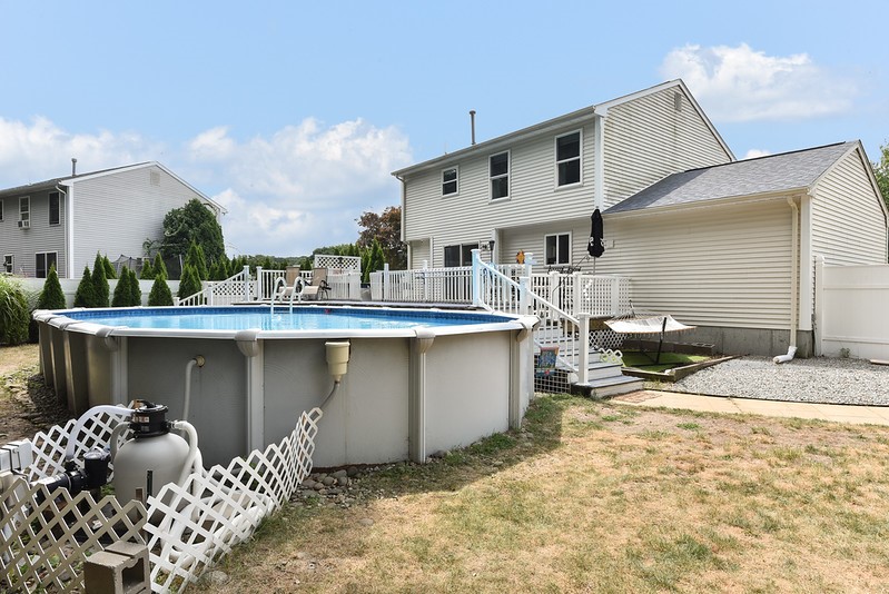 42 Remy Circle Warwick, RI 02886 - Photo 6 of 37