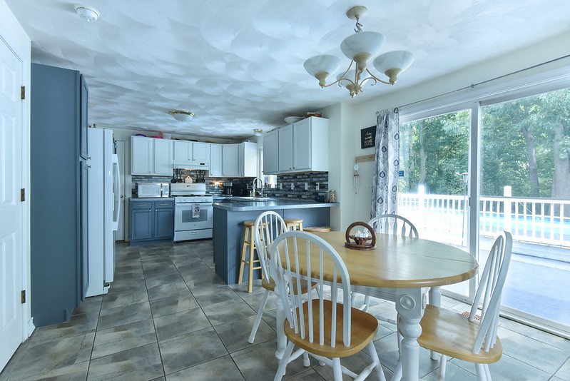 42 Remy Circle Warwick, RI 02886 - Photo 10 of 37