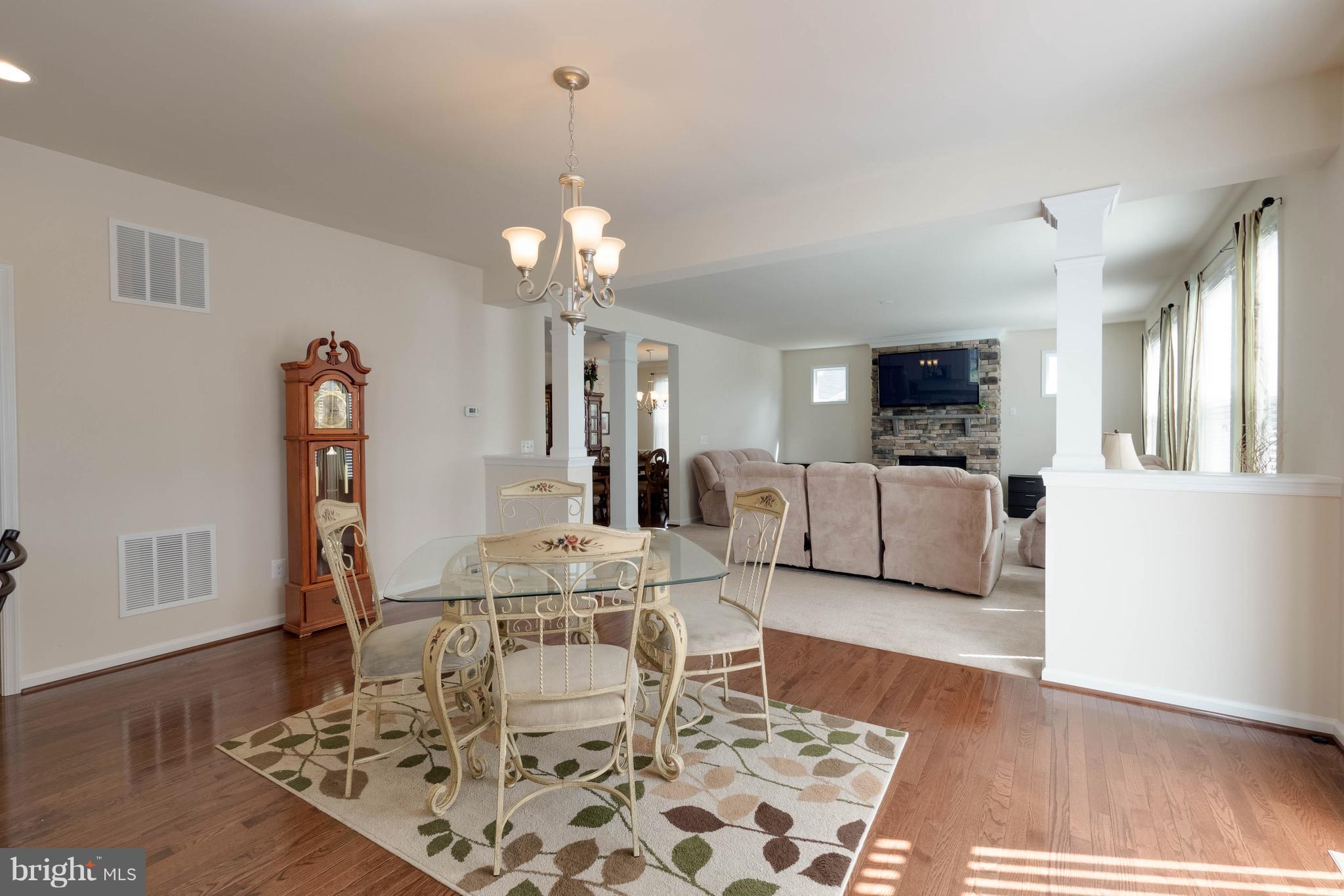 1227 Brittle Ridge Road Warrenton, VA 20187 - Photo 13 of 30 Kitchen overlooking Family Room