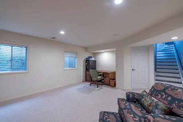 $349,500 | 3068 North Southern Hills Drive, Wadsworth, IL 60083