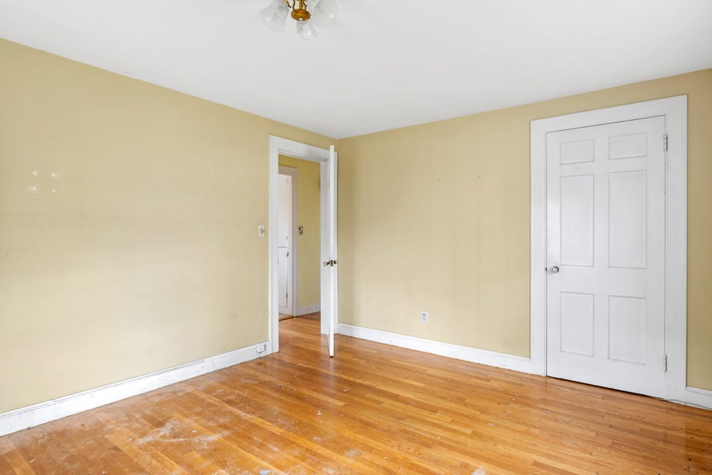 24 Hereford Road Marblehead, MA 01945 - Photo 20 of 34 Gallery Image 20