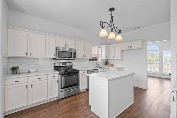 $370,000 | 7763 Navajo Court, Fort Worth, TX 76137