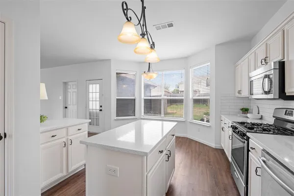 $370,000 | 7763 Navajo Court, Fort Worth, TX 76137