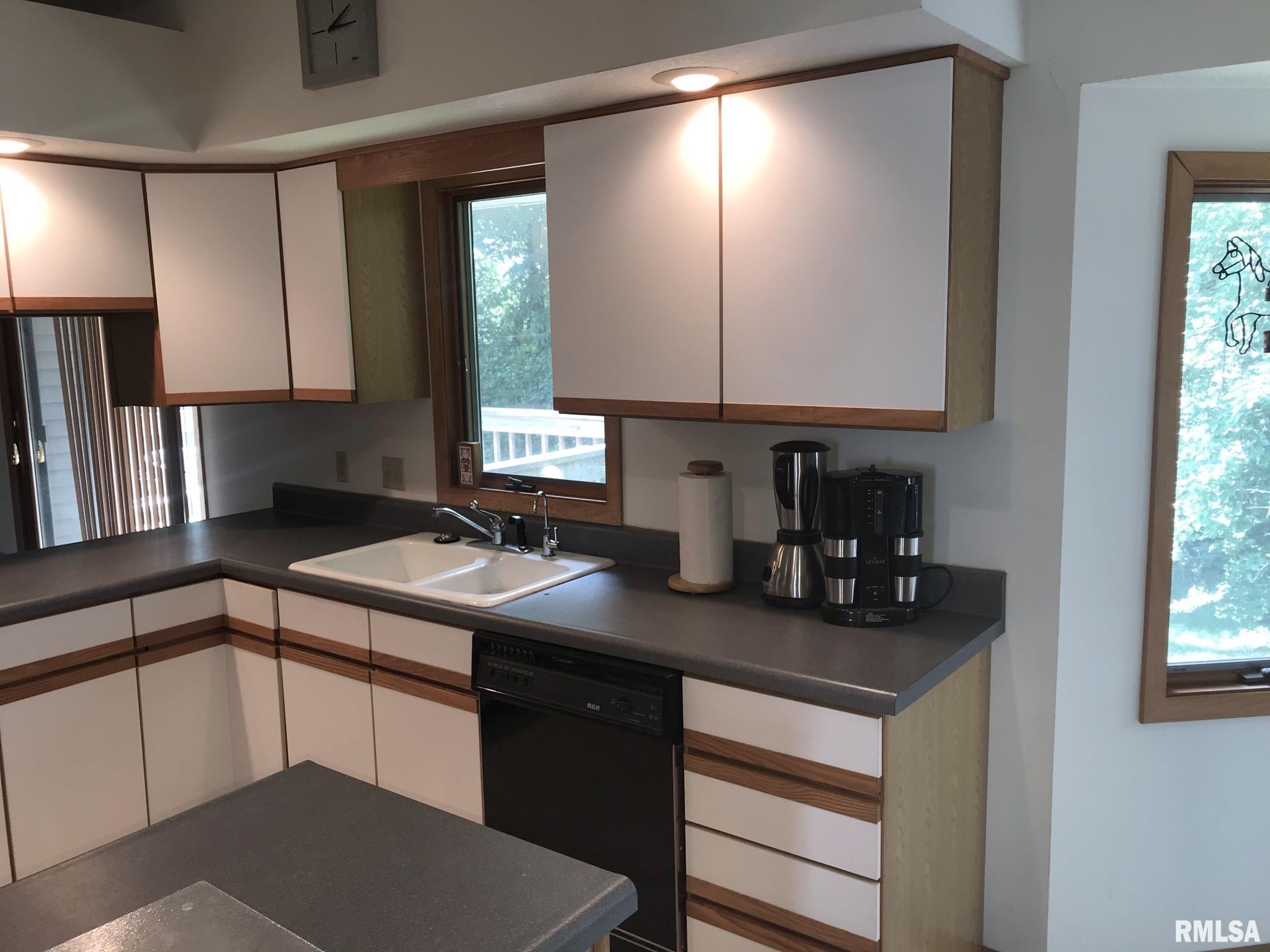 7040 Talbot Road Geneseo, IL 61254 - Photo 17 of 31 Gallery Image 17