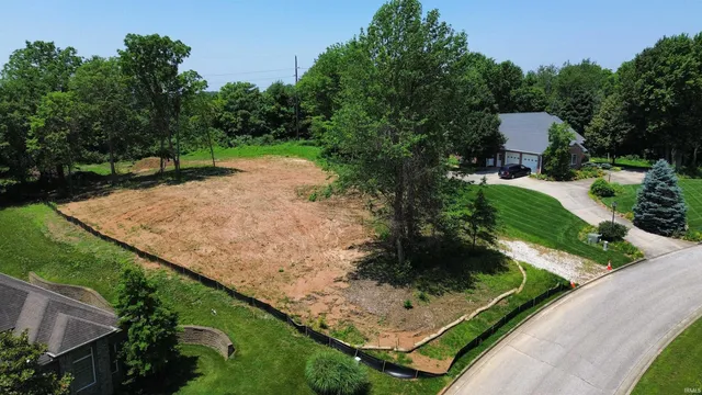 $39,900 | 132 North Lakewood Drive, Vincennes, IN 47591