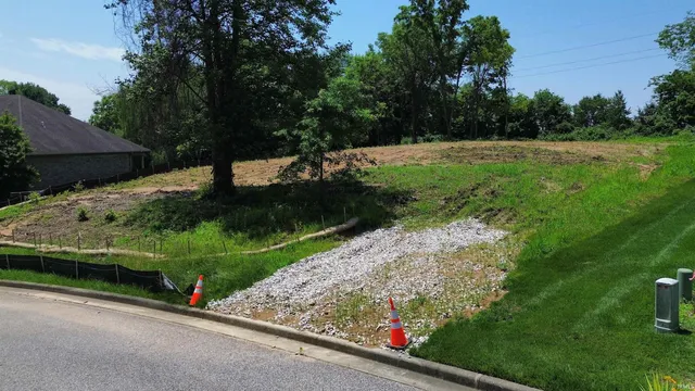 $39,900 | 132 North Lakewood Drive, Vincennes, IN 47591