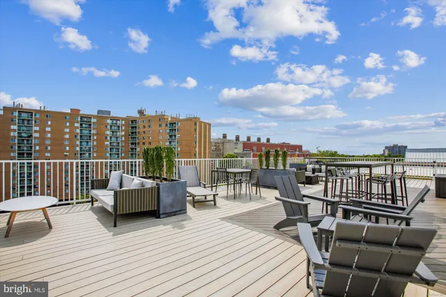 $850,000 | 625 Slaters Lane, Unit 407, Alexandria, VA 22314