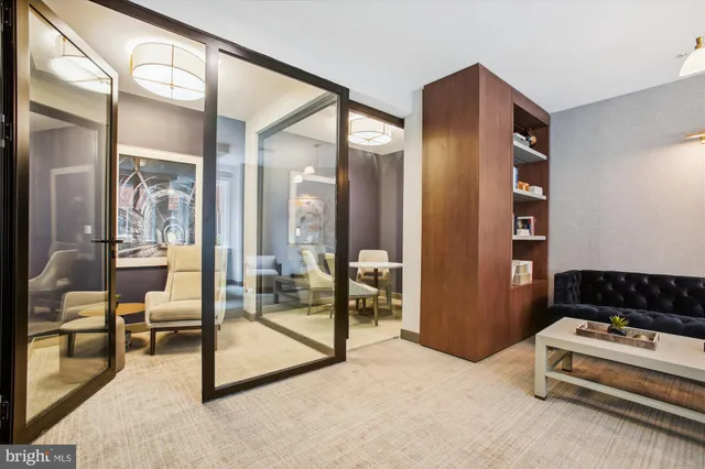 $850,000 | 625 Slaters Lane, Unit 407, Alexandria, VA 22314