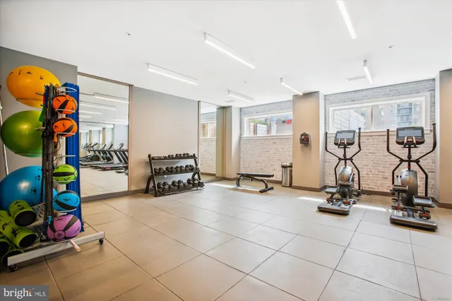 $850,000 | 625 Slaters Lane, Unit 407, Alexandria, VA 22314