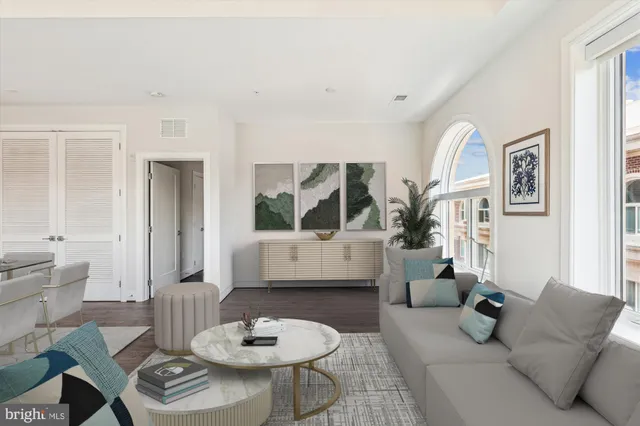 $850,000 | 625 Slaters Lane, Unit 407, Alexandria, VA 22314