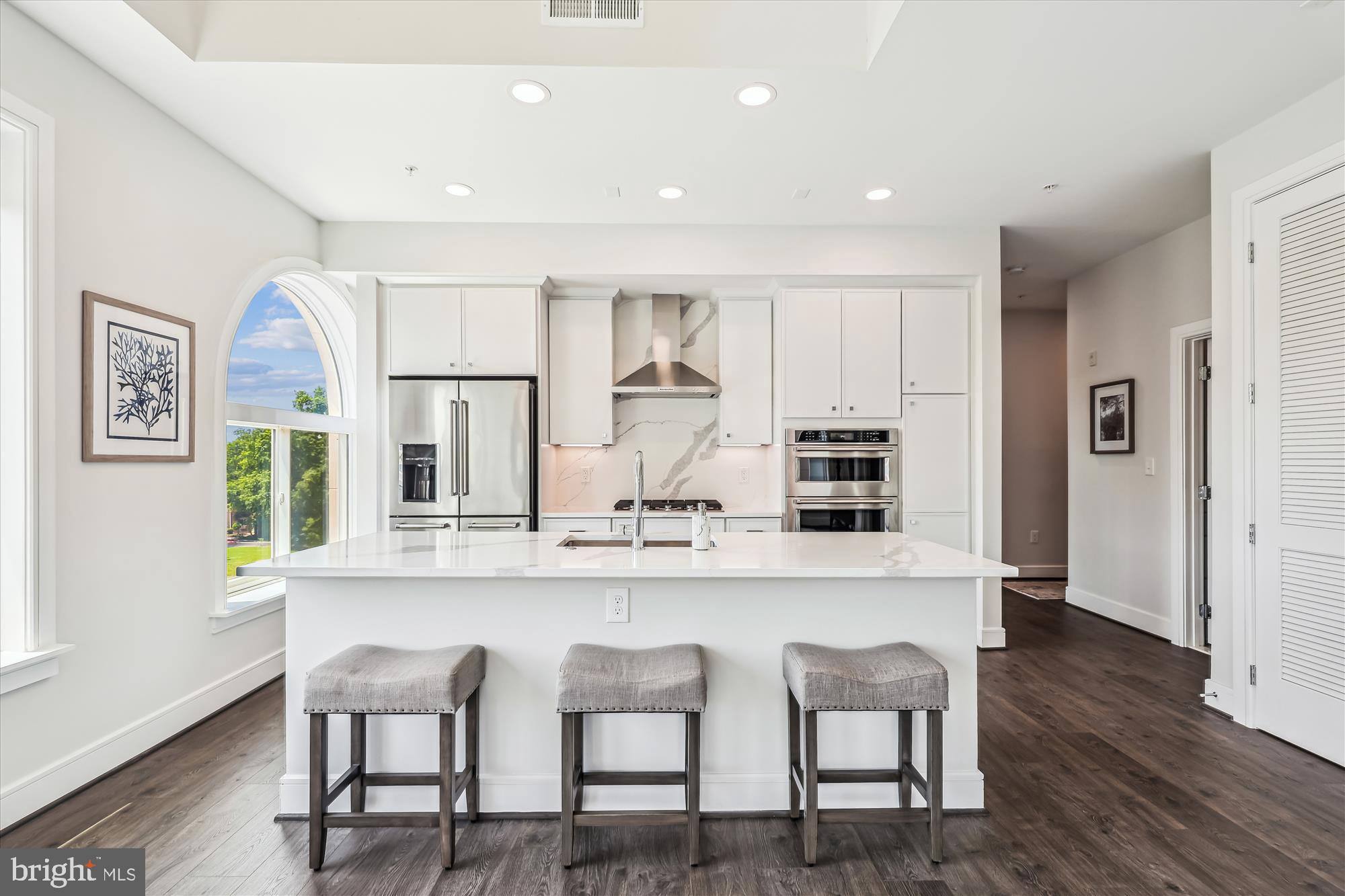 625 Slaters Lane, Unit 407 Alexandria, VA 22314 - Photo 9 of 42 Island gives more counter space and breakfast bar