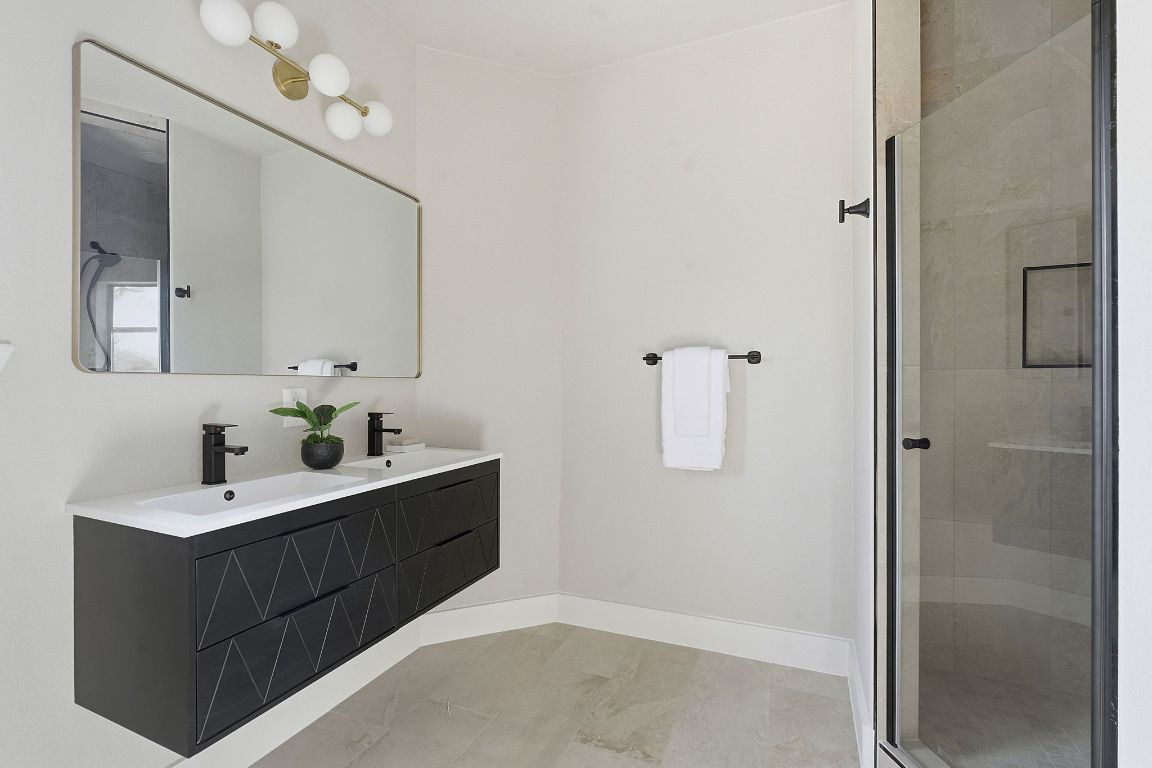 6311 Rusty Ridge Drive Austin, TX 78731 - Photo 22 of 28