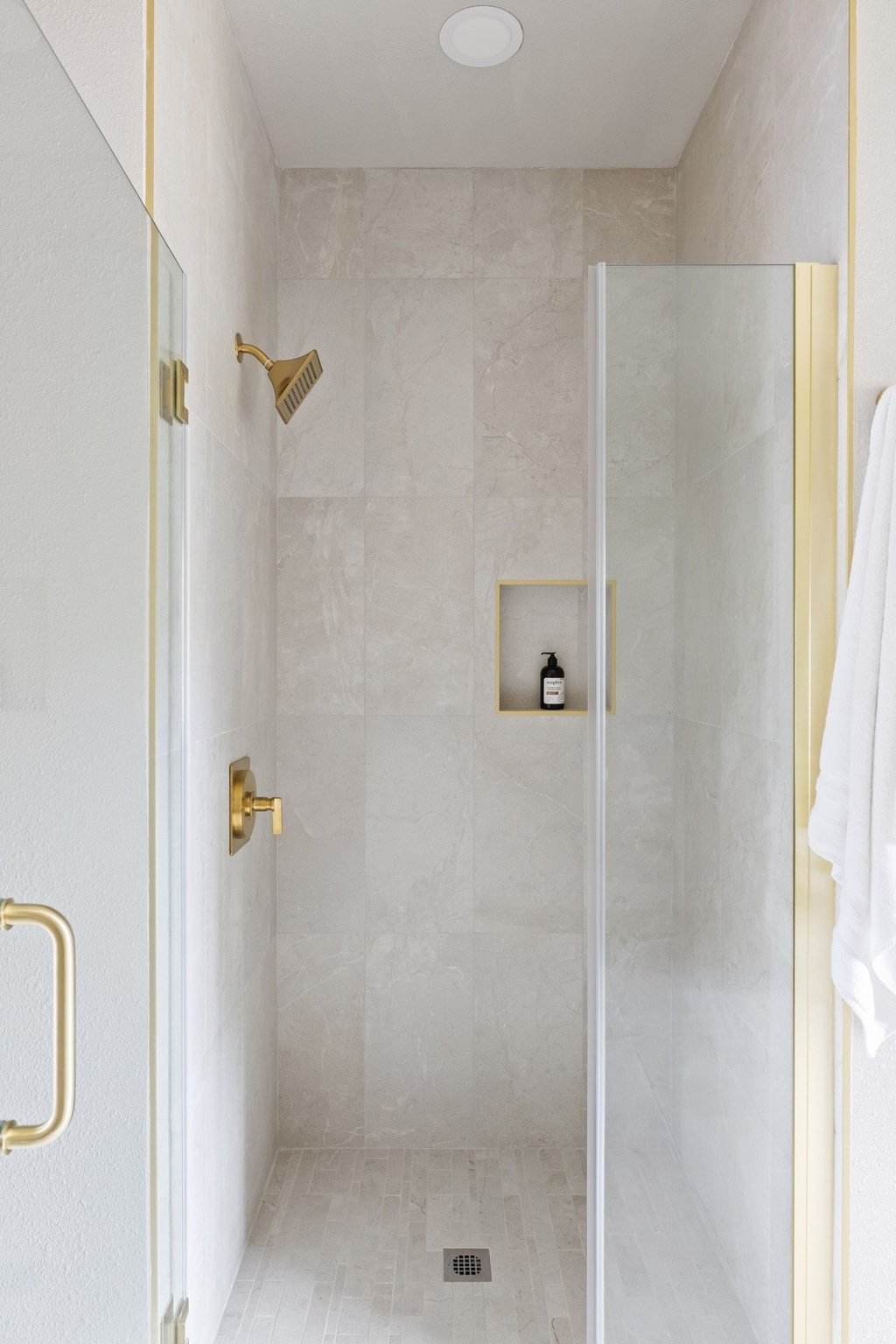 6311 Rusty Ridge Drive Austin, TX 78731 - Photo 22 of 37 a bathroom with a shower