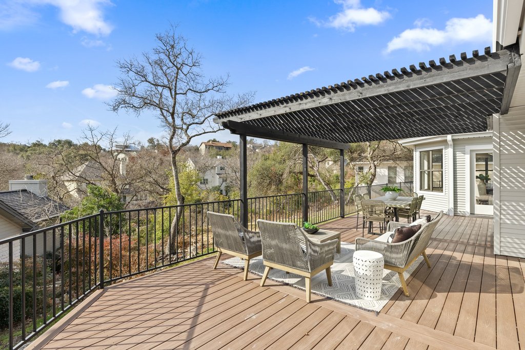6311 Rusty Ridge Drive Austin, TX 78731 - Photo 32 of 37 a view of a patio on the roof deck