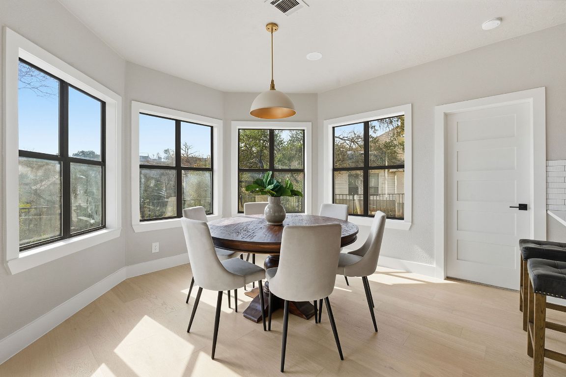 6311 Rusty Ridge Drive Austin, TX 78731 - Photo 9 of 28