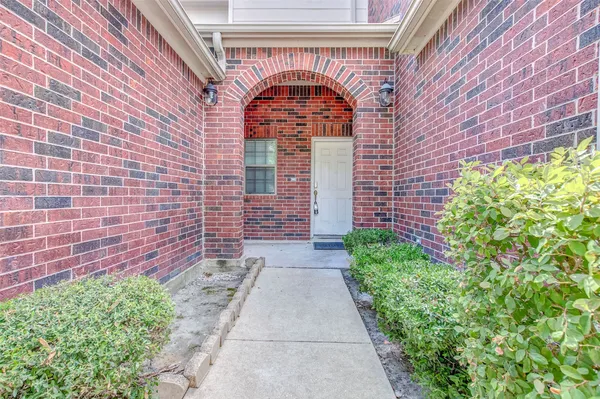 $2,200 | 3742 East Ashford Villa Lane, Houston, TX 77082